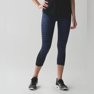 Lululemon navy run inspire luxtreme athletic athleisure 4 leggings